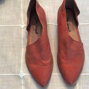 “Free People” women’s 7 1/2 side cut-out slip on shoes.